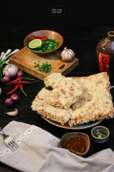Cơm Cháy Chà Bông - Món Ăn Vặt Hấp Dẫn