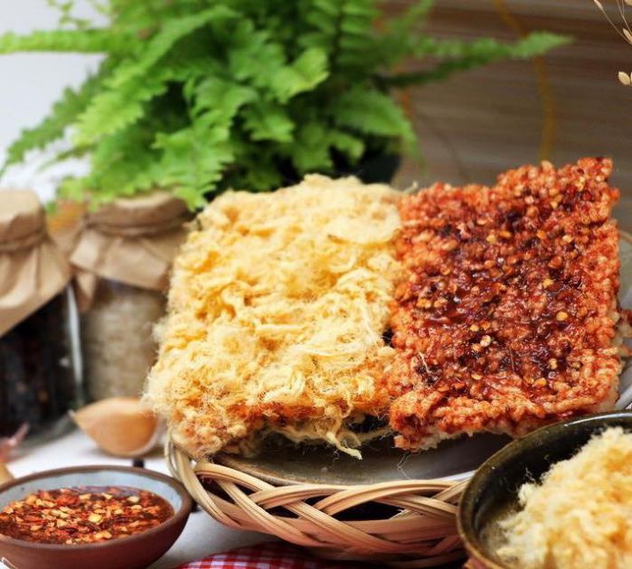 Thưởng Thức Cơm Cháy Sốt Mắm Đặc Biệt