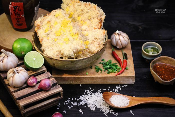 Cơm Cháy Chà Bông - Món Ăn Vặt Hấp Dẫn